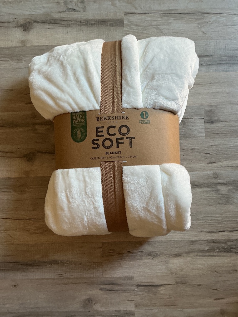 Berkshire Life Eco Soft Queen Blanket